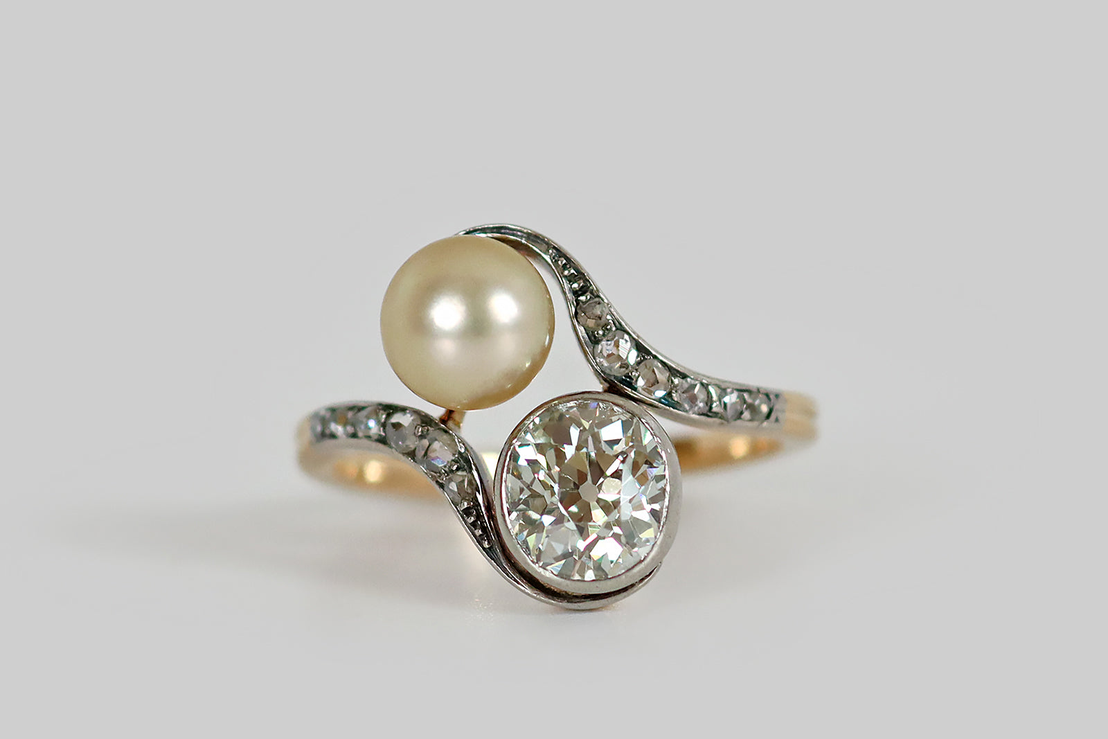 ArtNouveauToietMoiOMCPearlRing