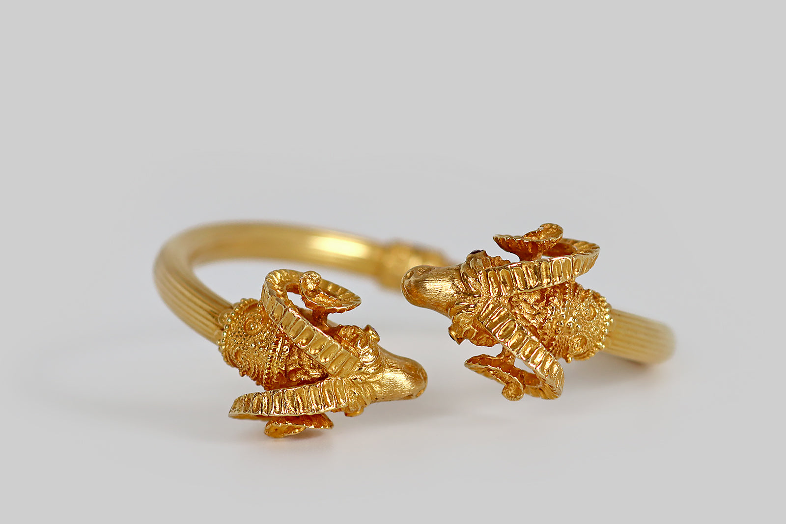 lalalounisramsheadbypassbangle