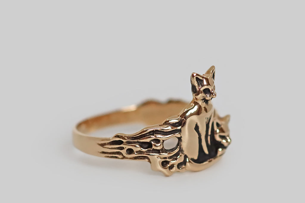 Late Vintage Languid & Alert Cats Ring
